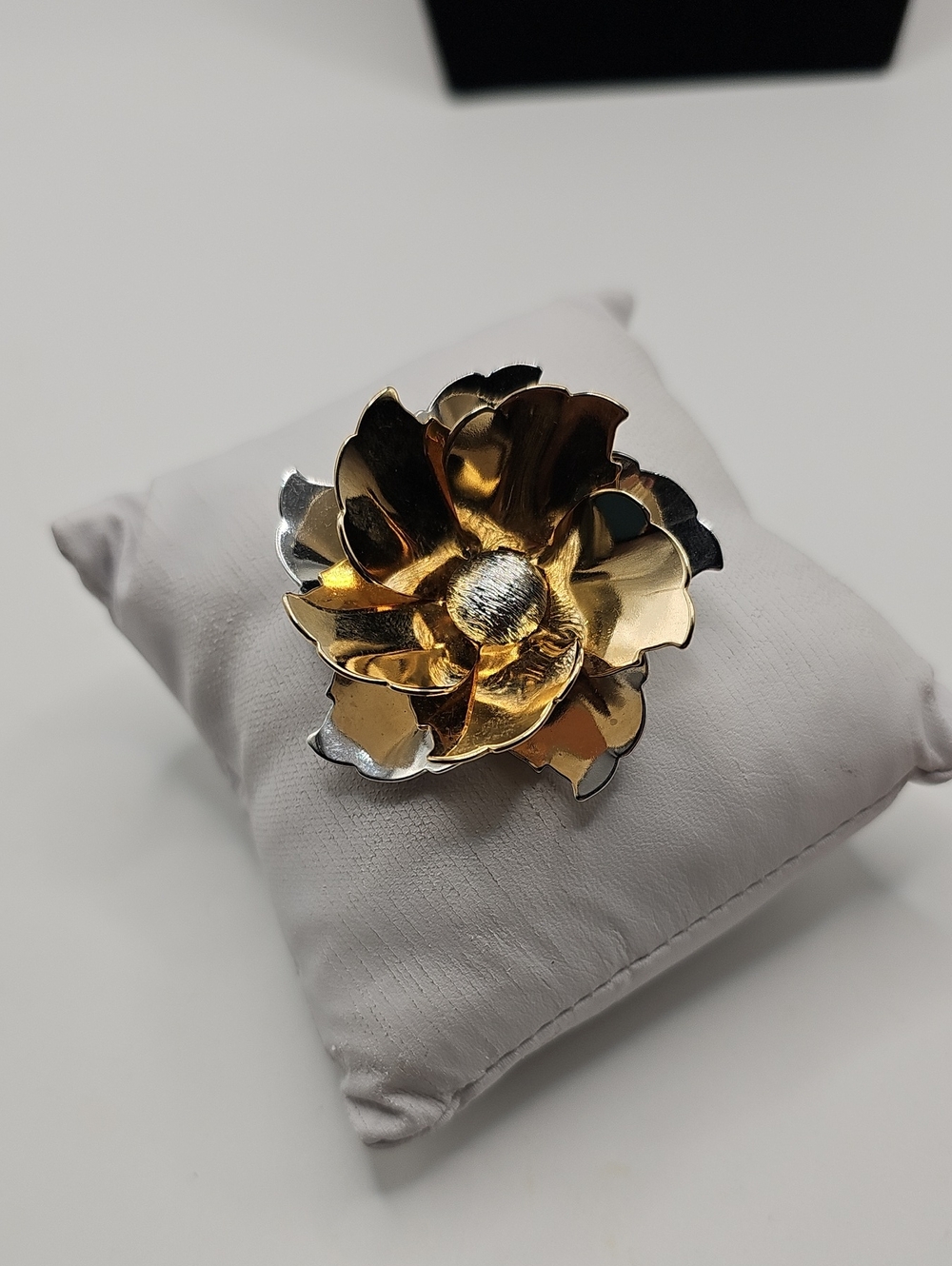 Sara Co. Elegant Two-Tone Gold Floral Brooch